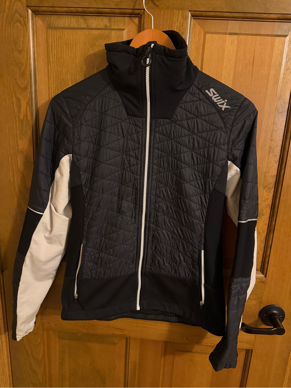 Swix Northern Fusion Caribou Quilted Hybrid Ski Jacket Black White Full Zip S